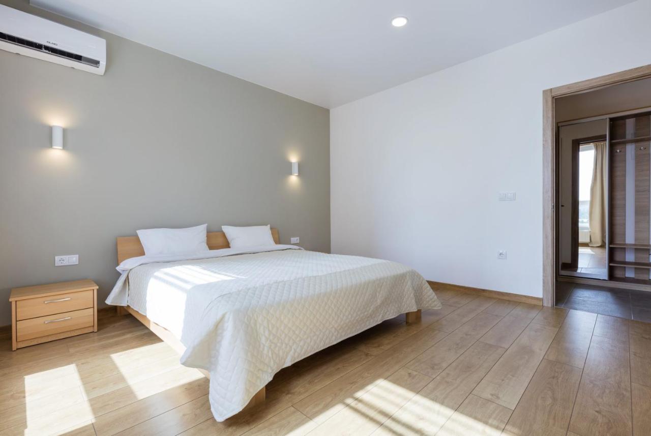 Nyvky Like Home - Nyvky Park - Apt 45 Kiev Luaran gambar